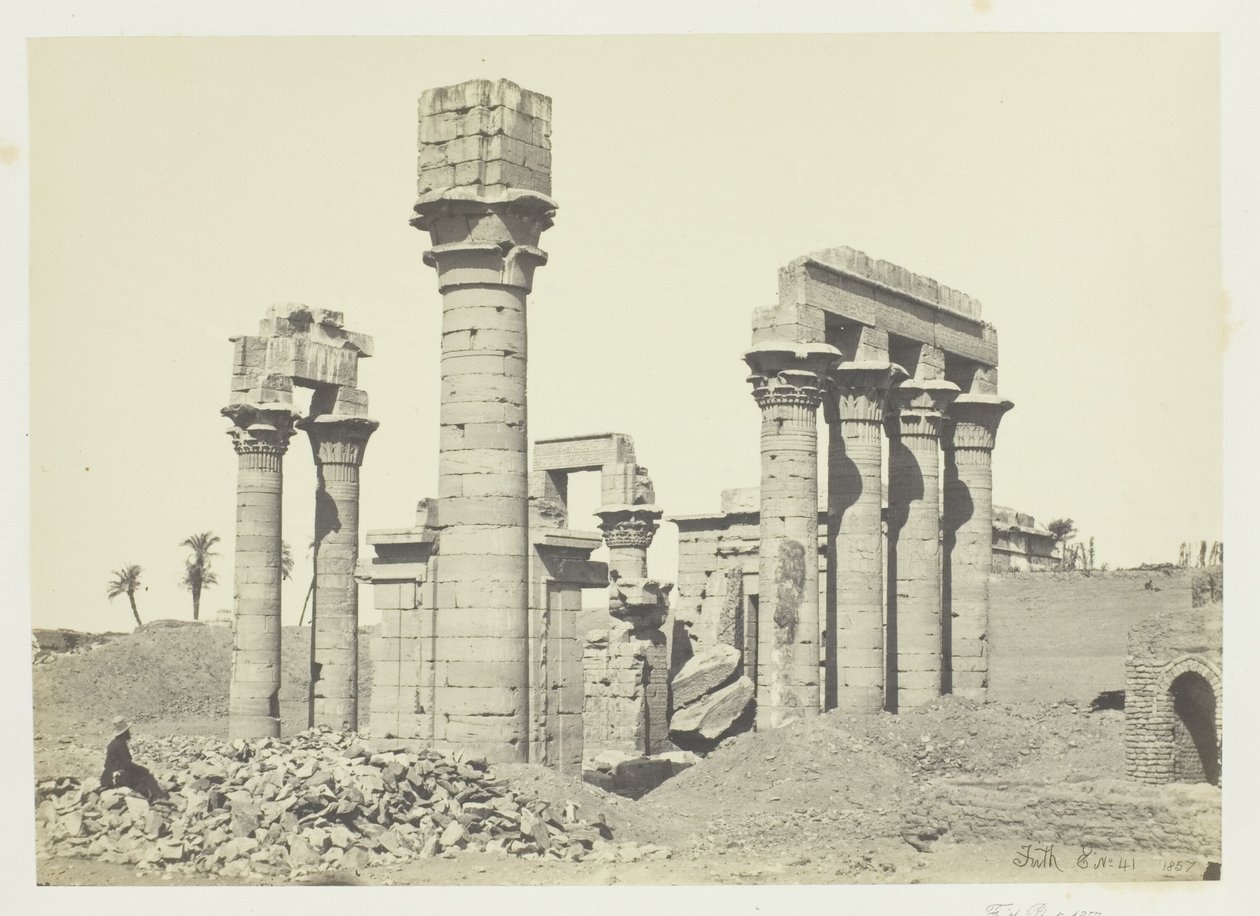 Templo de Cleopatra en Erment, cerca de Tebas de Francis Frith