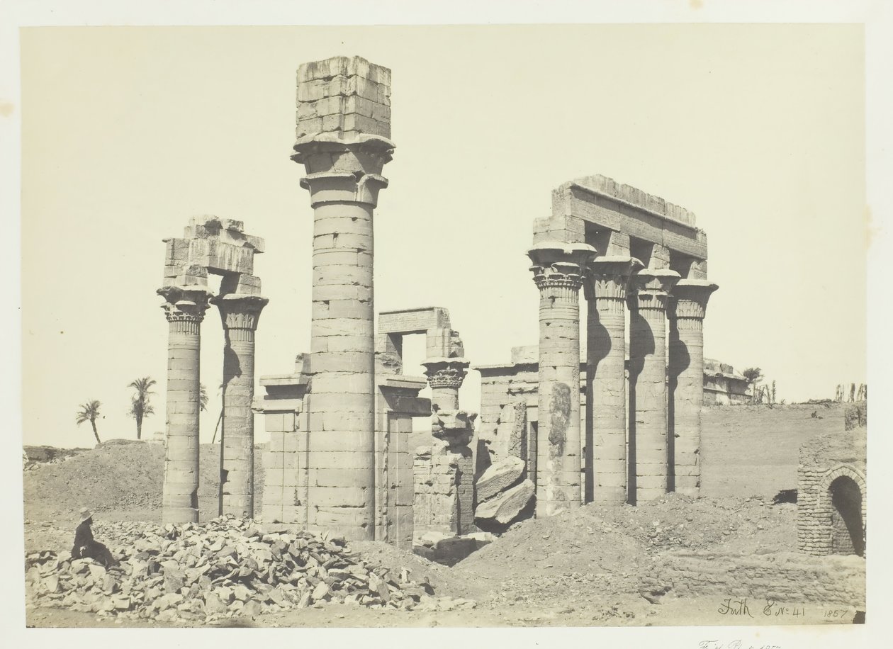 Templo de Cleopatra en Erment, cerca de Tebas de Francis Frith