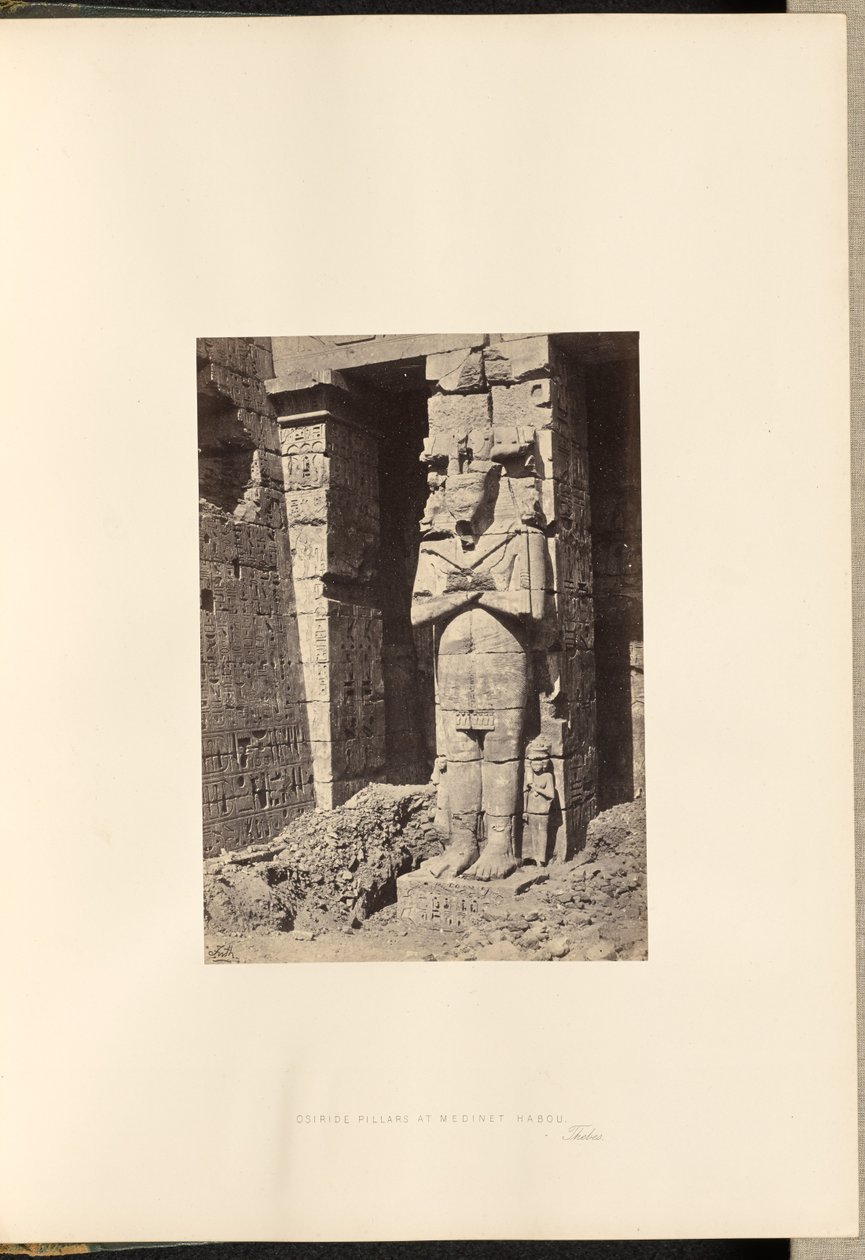 Pilares Osíridas en Medinet Habou, Tebas de Francis Frith