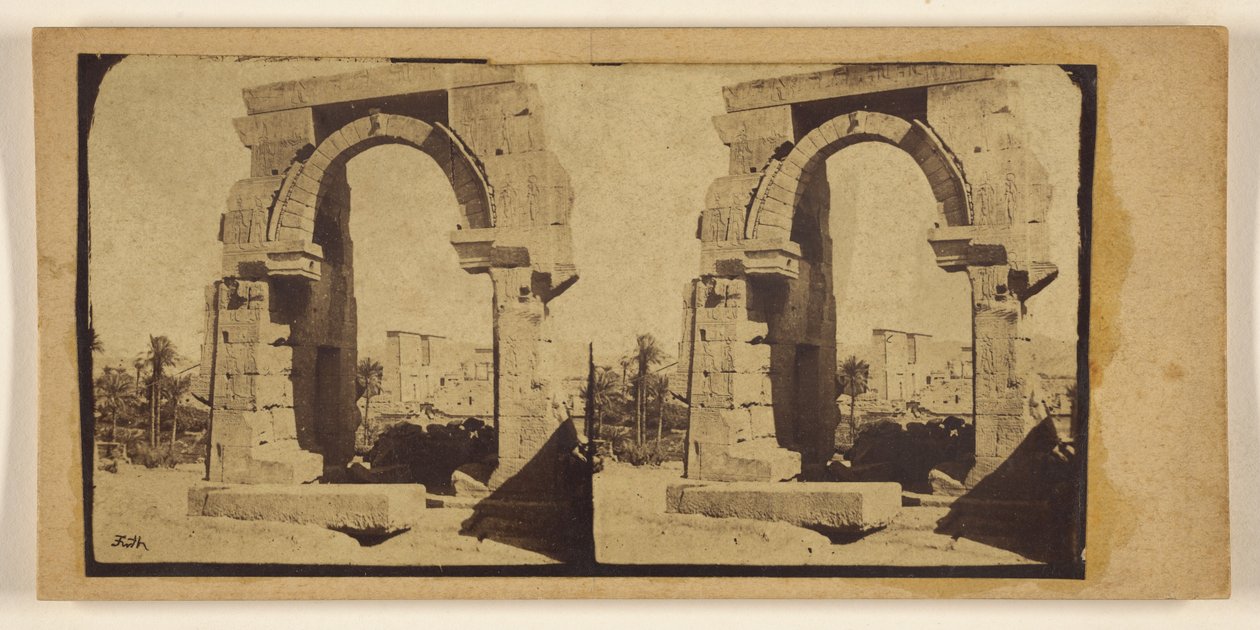 [Römischer Bogen auf der Insel Biggs.] de Francis Frith