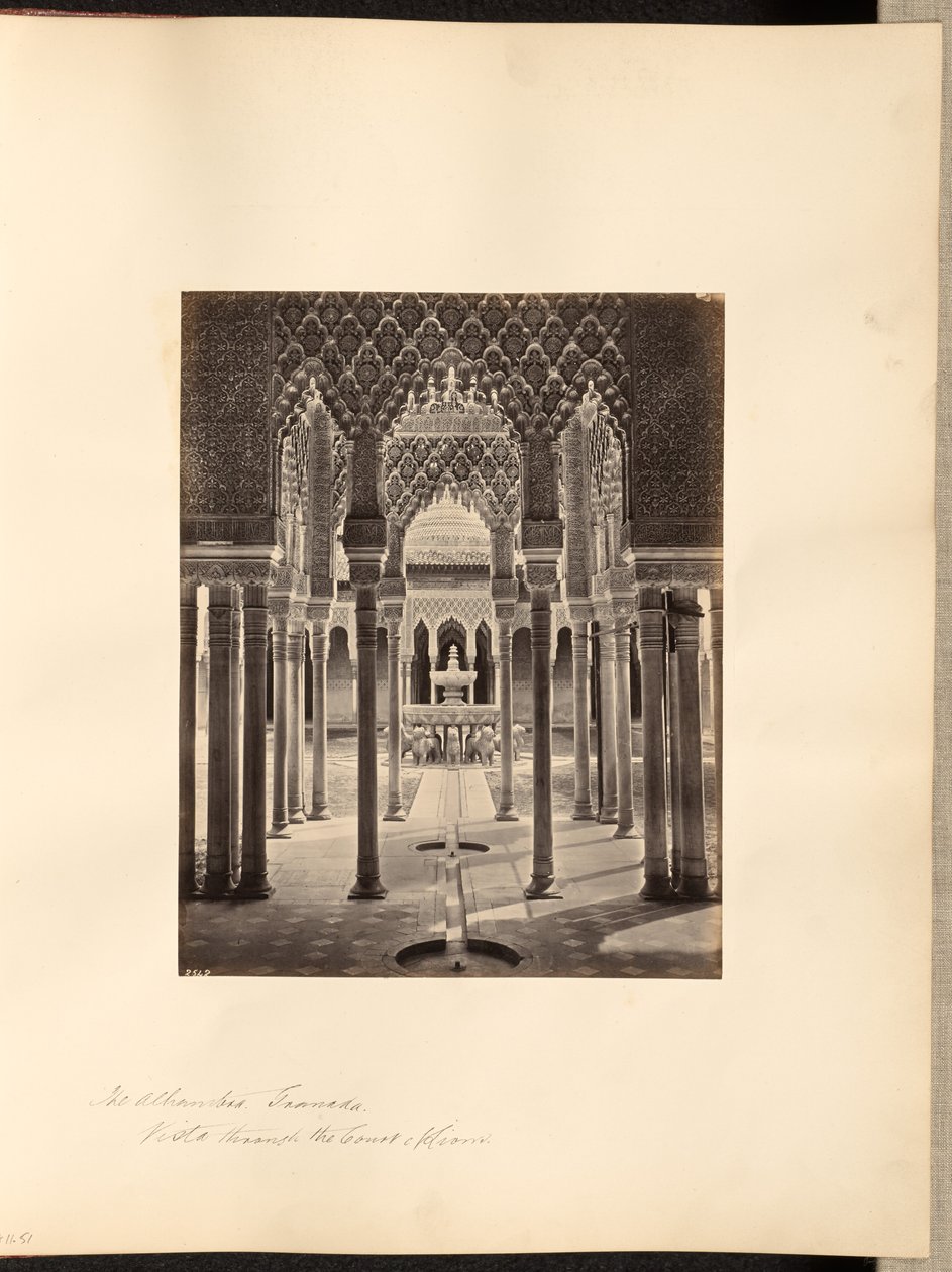 La Alhambra, Granada, vista del Patio de los Leones de Francis Frith