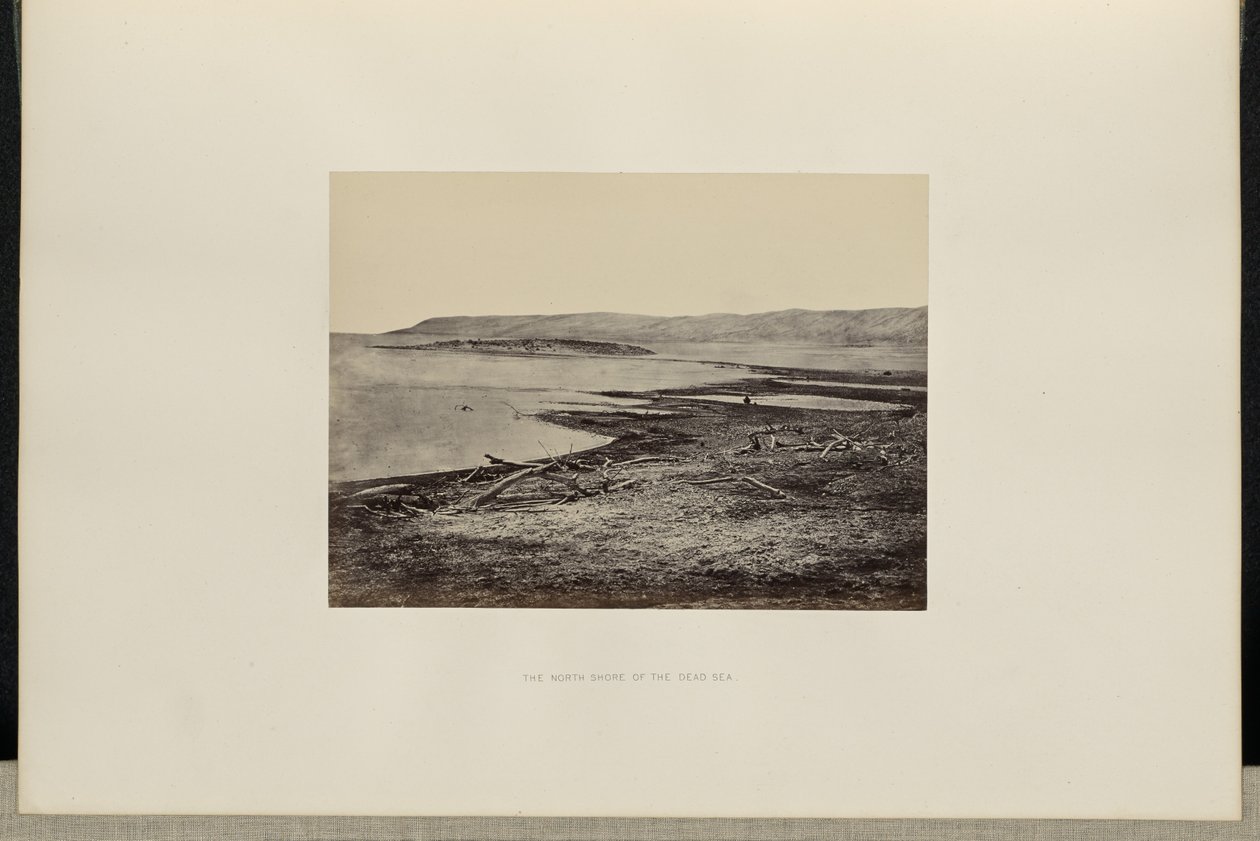 La orilla norte del Mar Muerto de Francis Frith