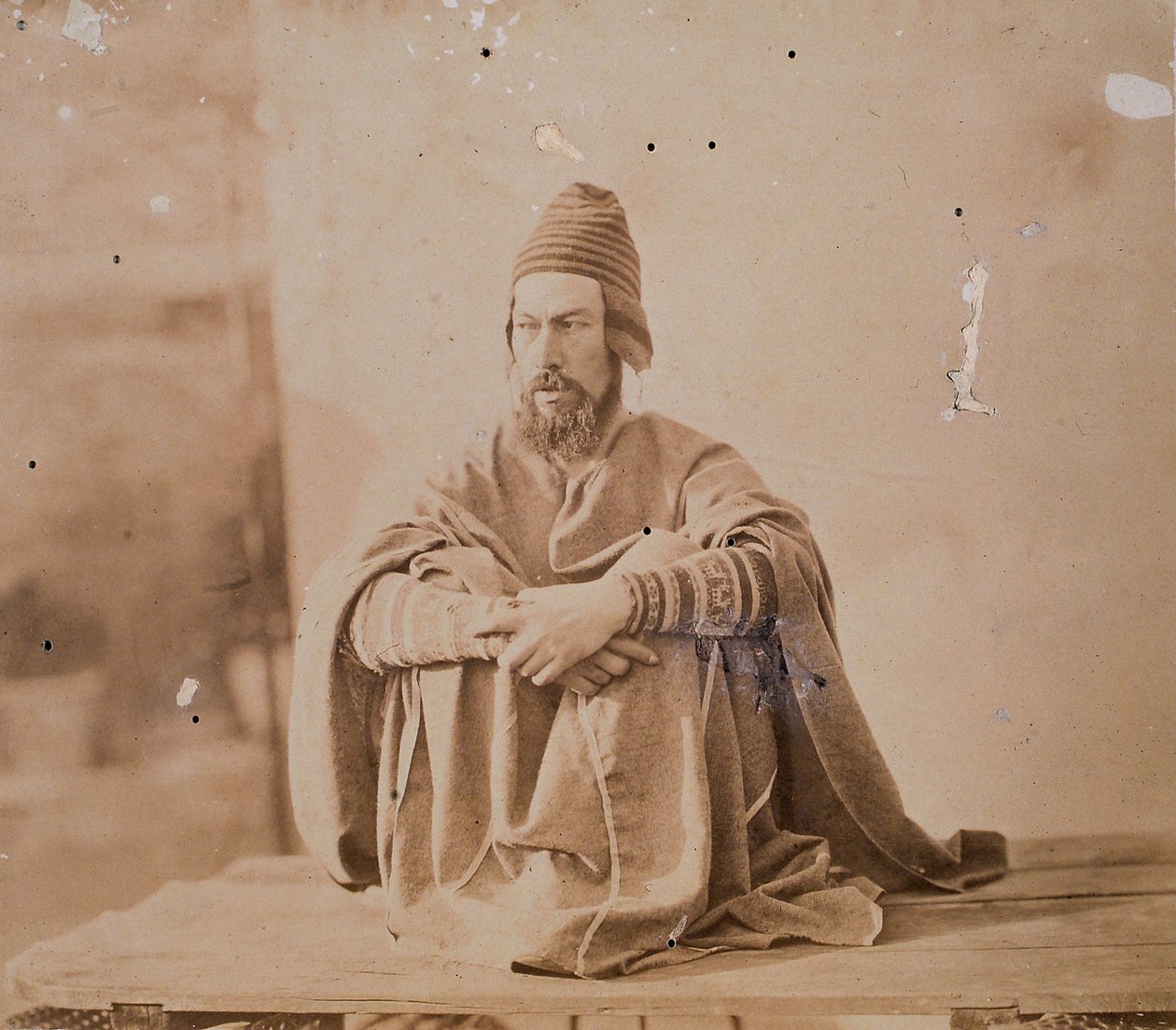 Autorretrato en traje nativo de Francisco Laso