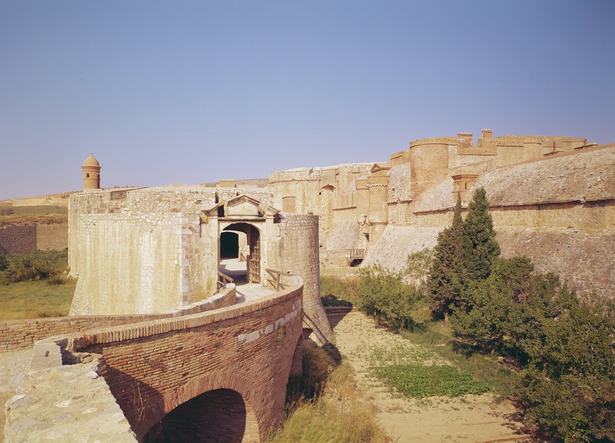 Entrada al Fuerte de Salses, construido 1497-1504 de Francisco Ramirez