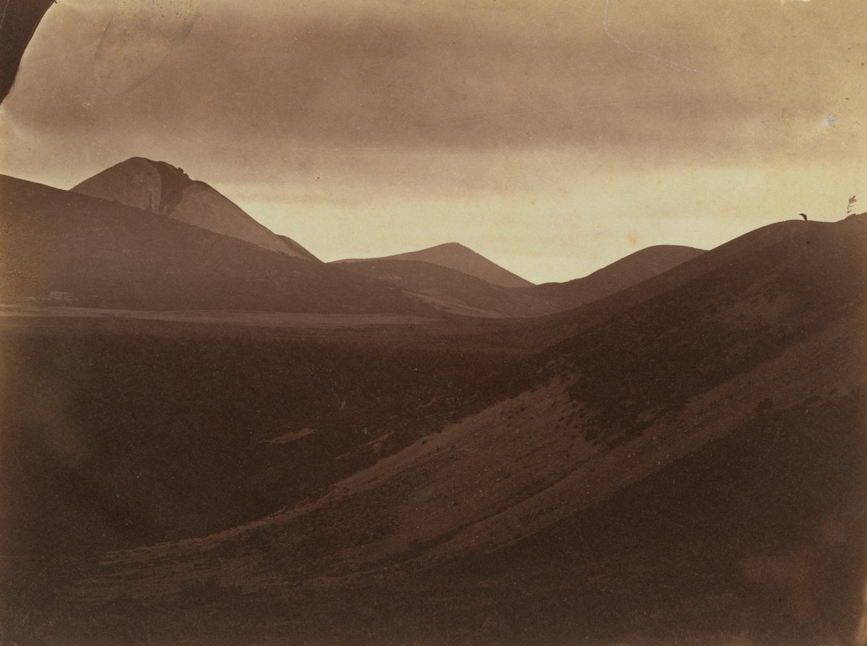Dark Landscape with Hills de Frank Chauvassaignes