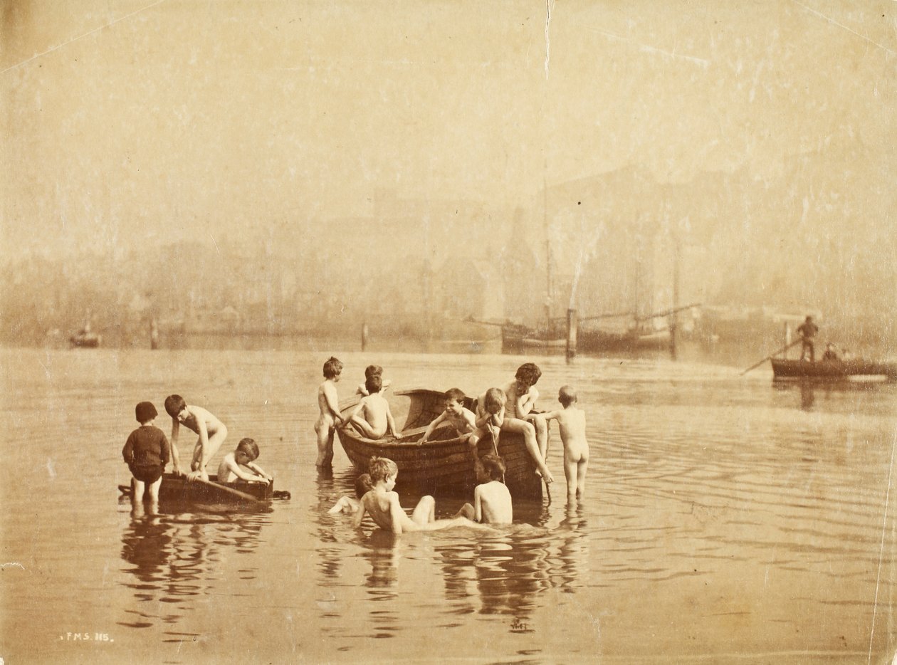 Las ratas del río de Frank Meadow Sutcliffe