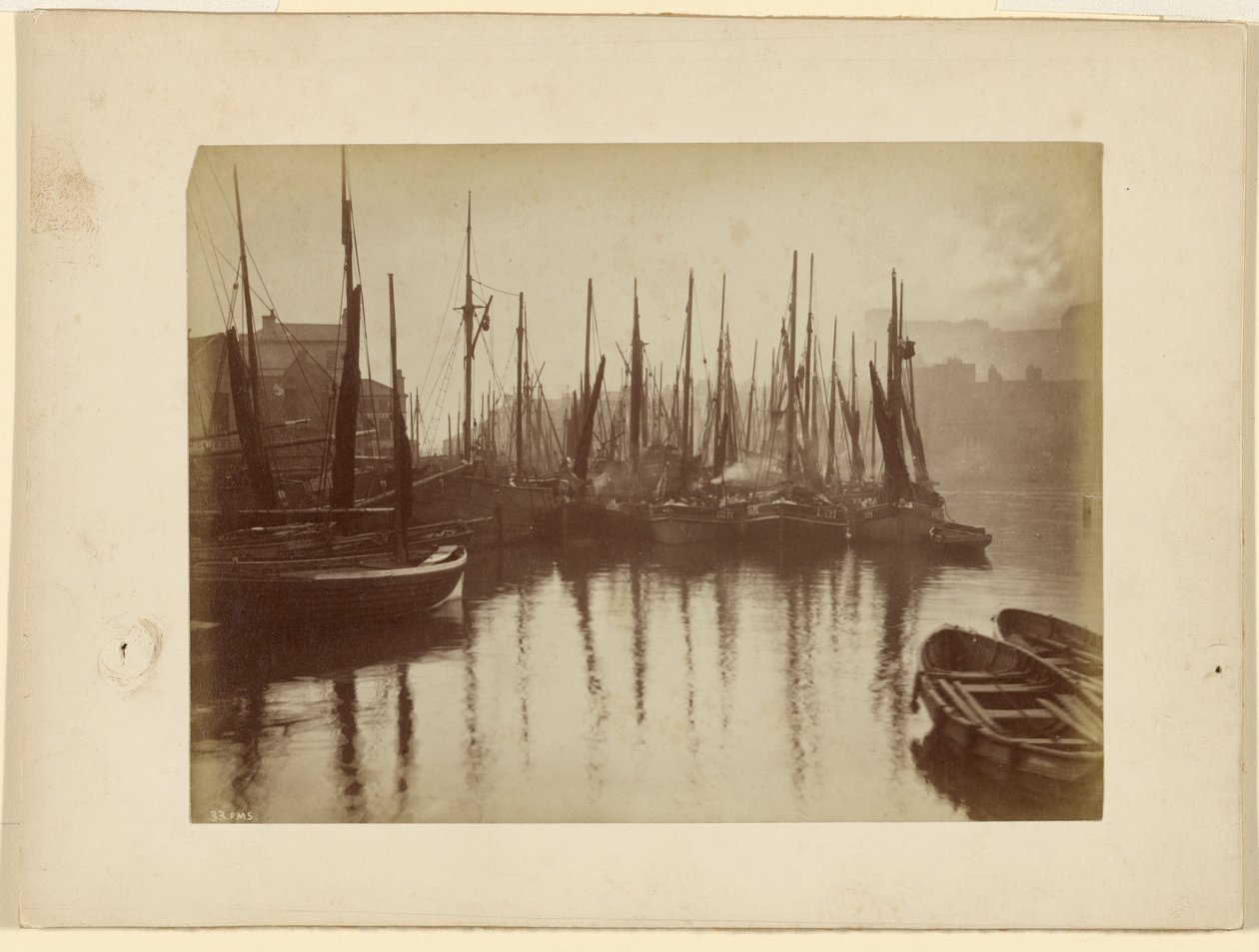 [Puerto de Whitby] de Frank Meadow Sutcliffe
