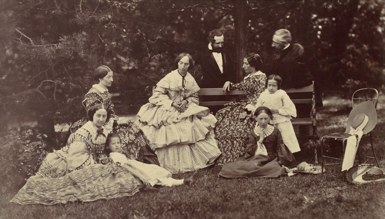 [Retrato de grupo de cuatro mujeres, dos hombres y tres niños en un jardín], 1850s-60s de Franz Antoine