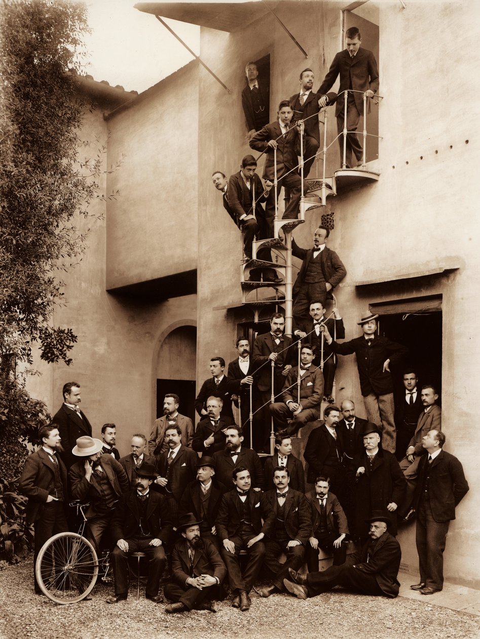 Retrato de los empleados del establecimiento fotográfico de los Hermanos Alinari, en Florencia, 1899 de Fratelli Alinari Fratelli Alinari
