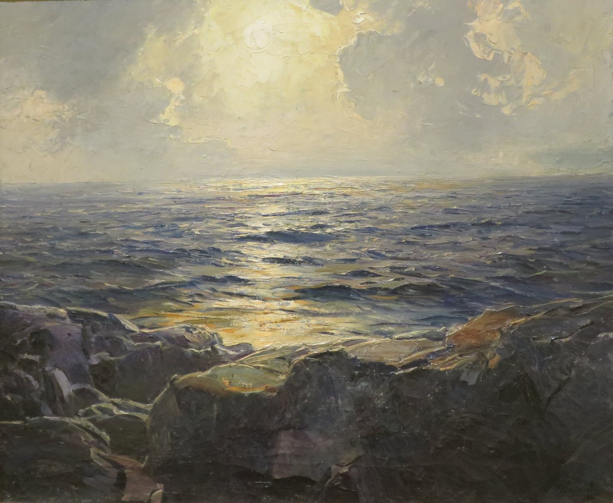 Salida de la luna, cuarto de luna en mares turbulentos de Frederick Judd Waugh