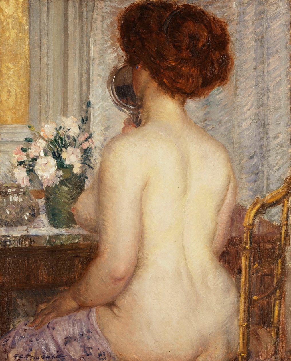 Mujer en una Mesa de Tocador de Frederick Carl Frieseke