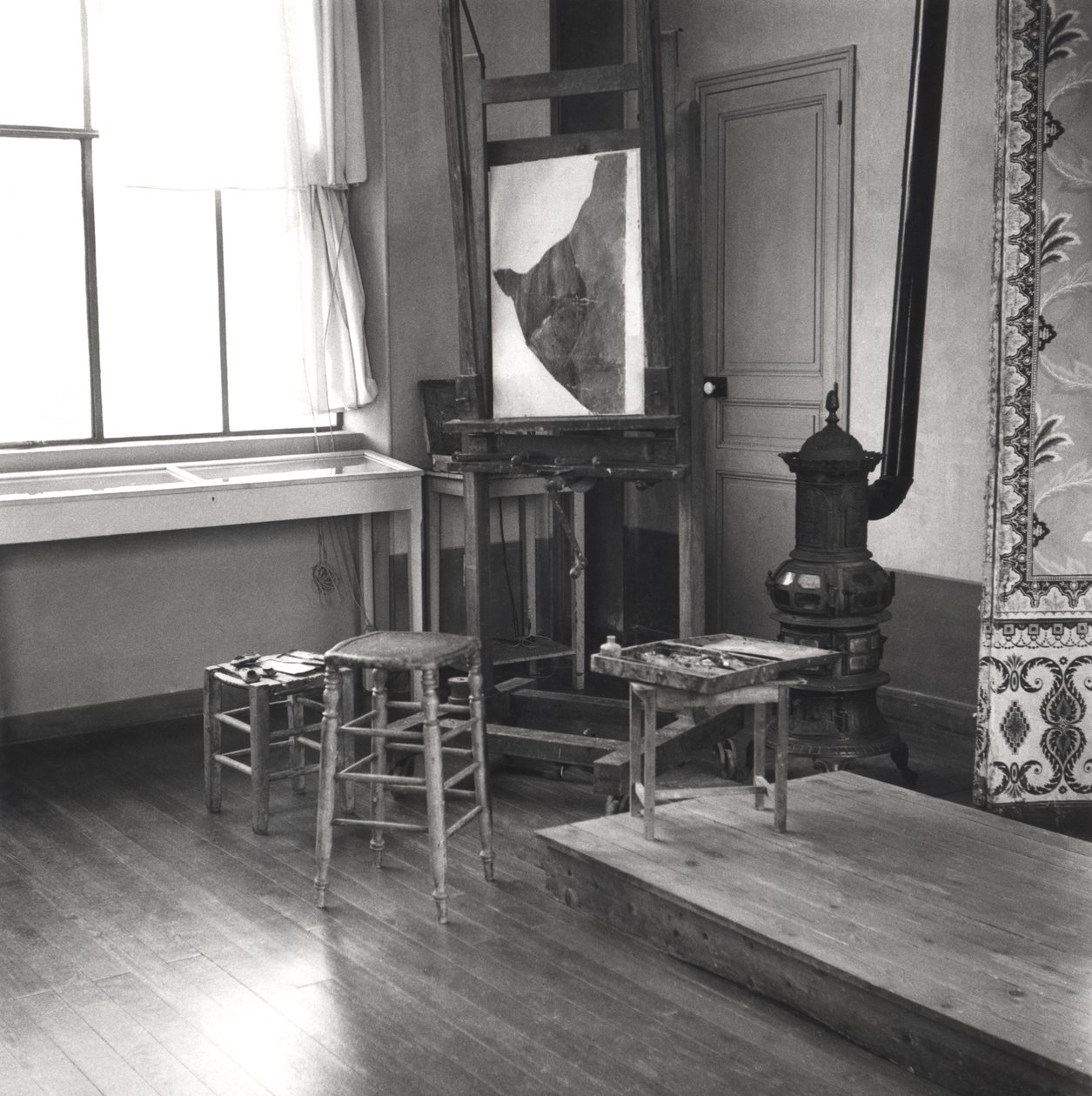 Interior del estudio de Cézanne en Aix-en-Provence, c.1900-02 de French Photographer