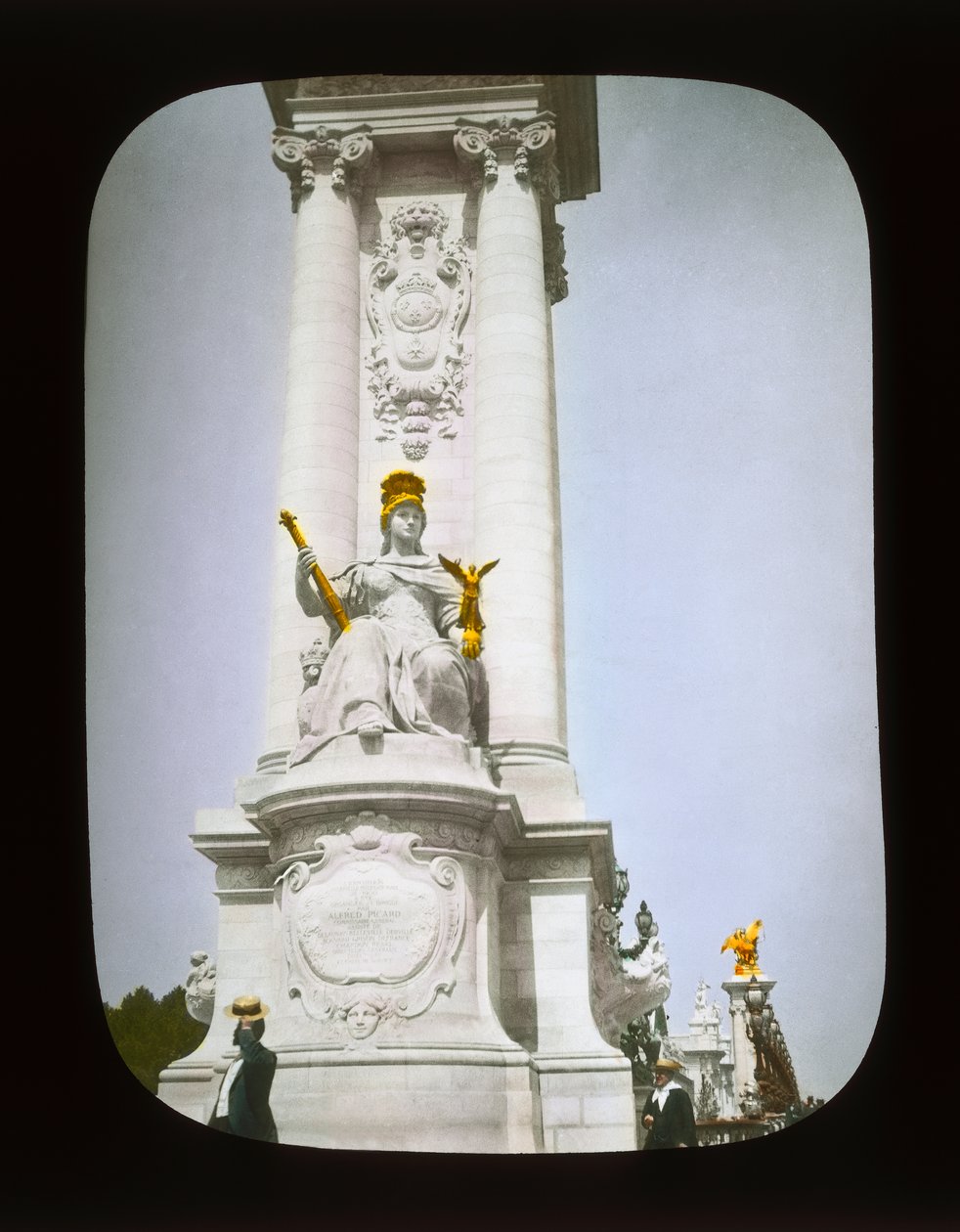 Exposición de París: Puente Alejandro III, París, 1900 de French Photographer