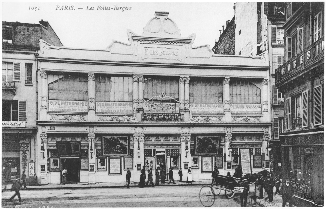 Postal que representa el Folies Bergere, rue Richer, París, c.1900 de French Photographer