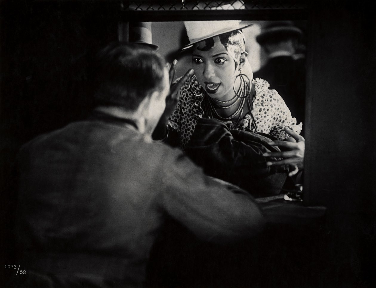 Fotograma de una película protagonizada por Josephine Baker de French Photographer