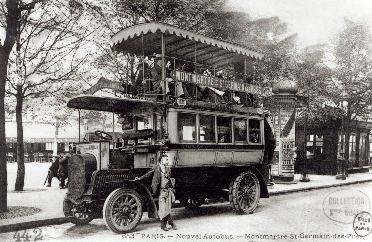 El nuevo autobús en París, 1906 de French Photographer