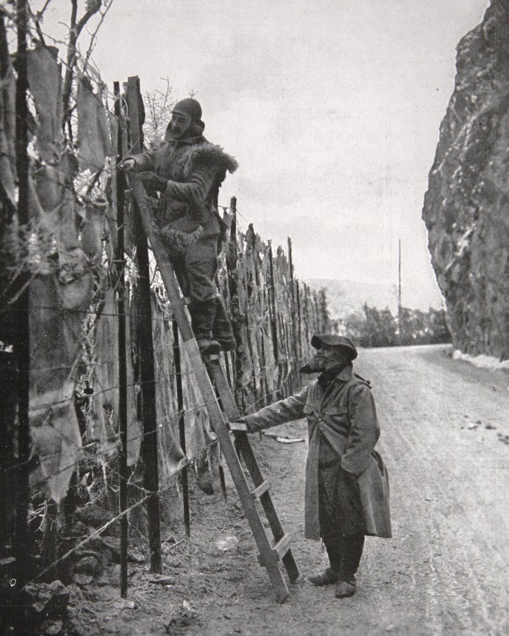 El arte sutil del camuflaje en los Vosgos, ilustración de The Illustrated War News, 14 de marzo de 1917 de French Photographer