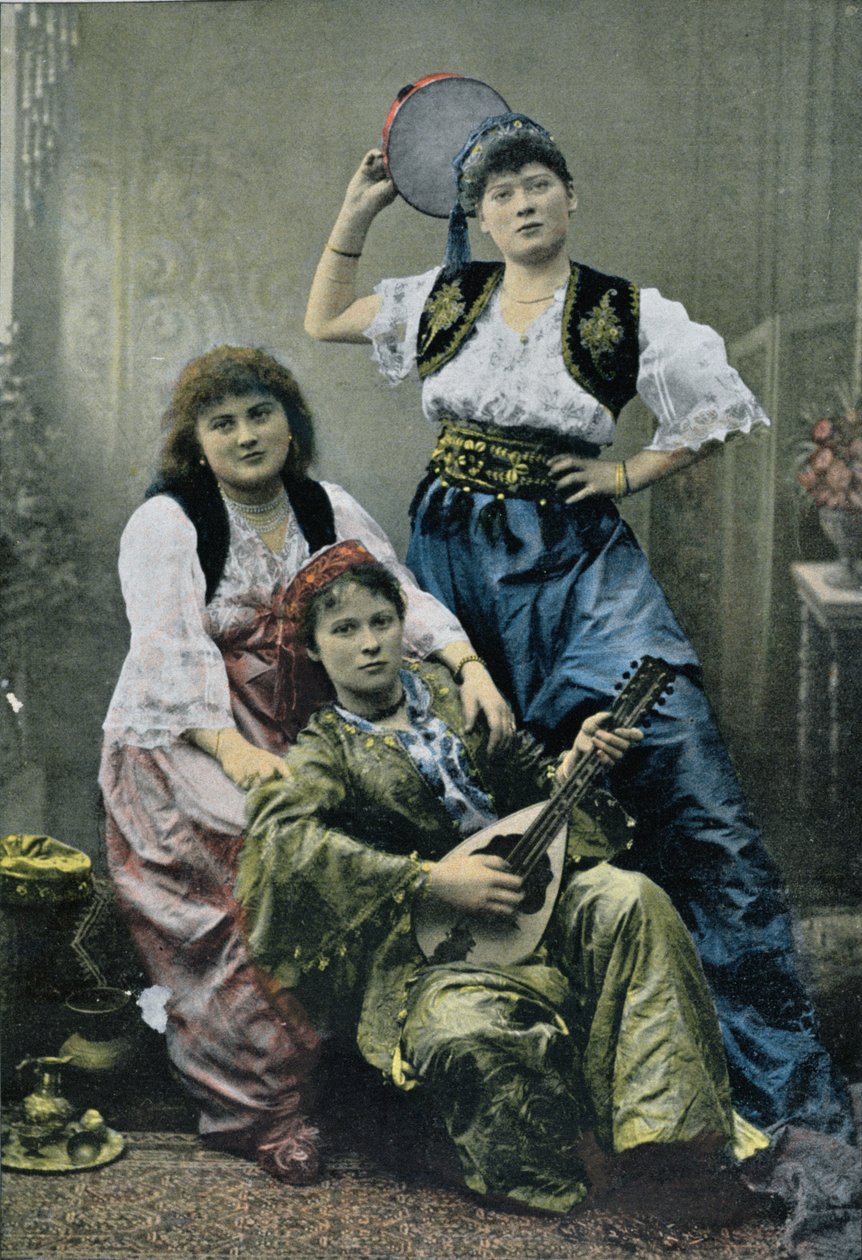 Mujeres del harén en Constantinopla, 1896 de French Photographer