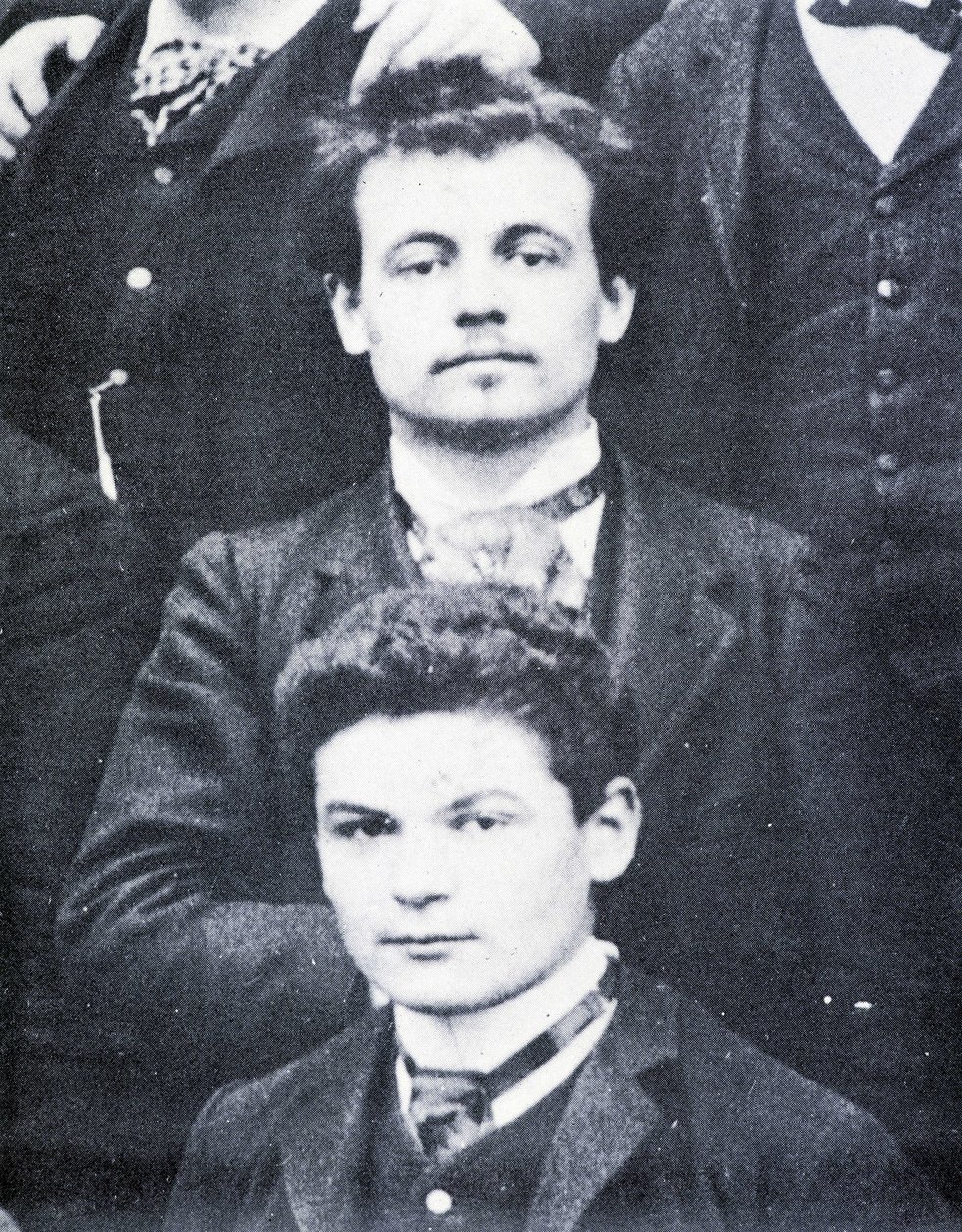 Retrato: Alfred Jarry (1873 -1907) y Fargue (1876 - 1947) en el Lycée Henri IV, París - foto de French Photographer