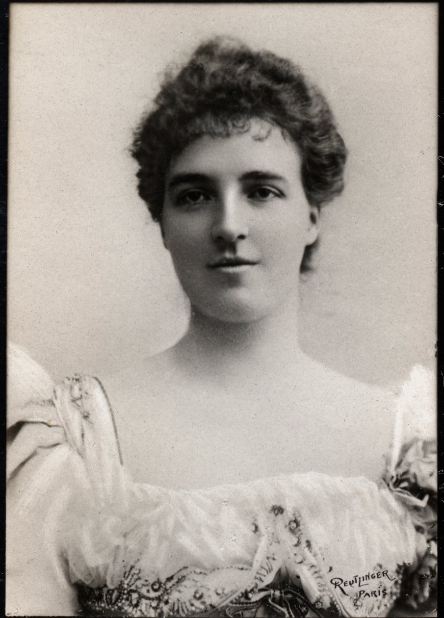 Retrato de María Amelia, Reina Consorte de Portugal de French Photographer