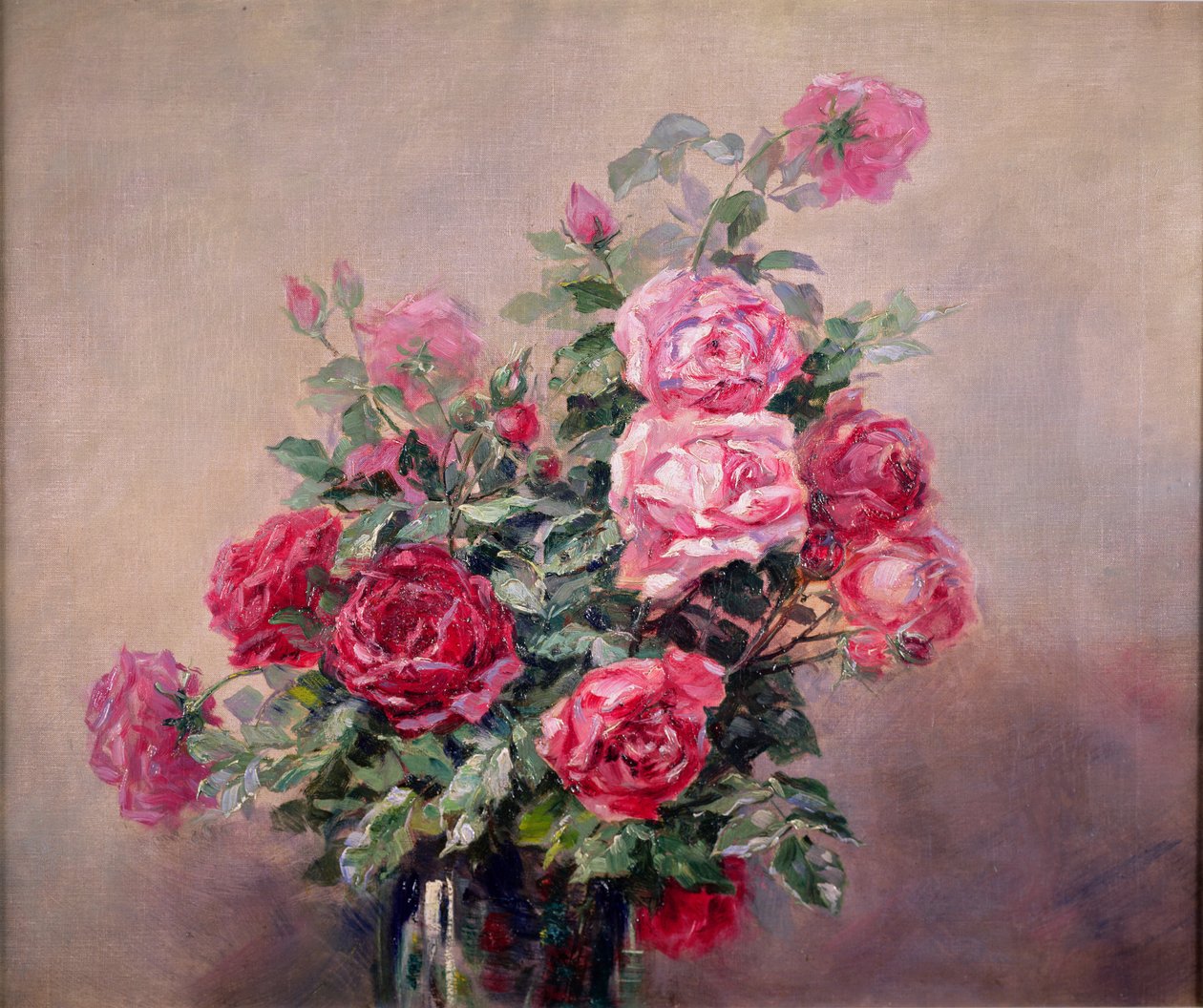Un cuenco de rosas rojas y rosas de French School