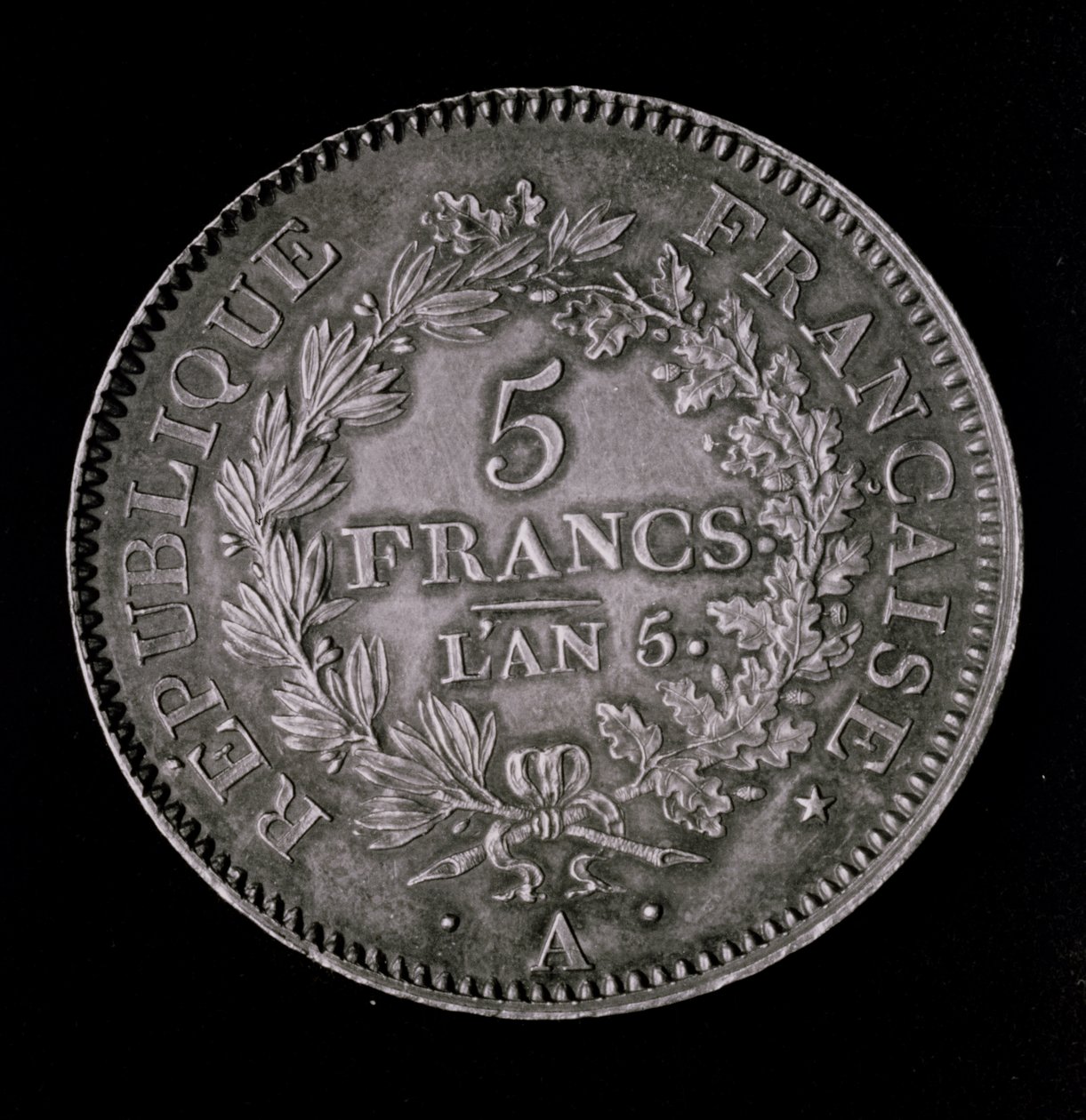 Una libra de veinte sueldos, equivalente al primer franco de la Primera República (anverso) de French School