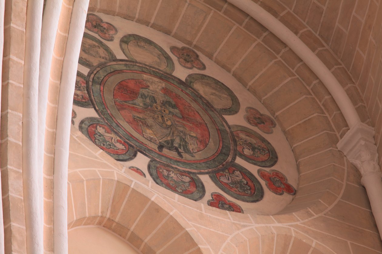 Vista de una roseta pintada en la bahía más occidental, lado sur de French School