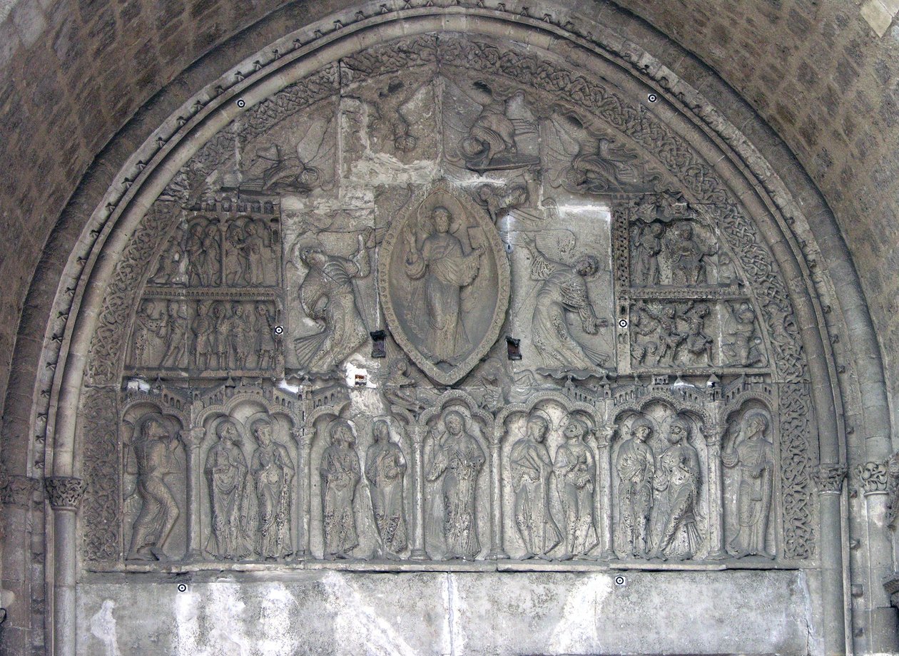 Cristo con dos ángeles y escenas de la vida de San Esteban, de la puerta norte de French School