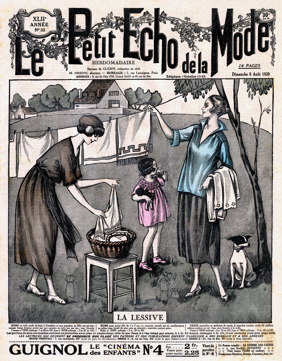 Portada del periódico "Le petit echo de la mode" - dos mujeres con una niña y un perro tienden la ropa a secar en un hilo afuera, n°32 del 8 de agosto de French School