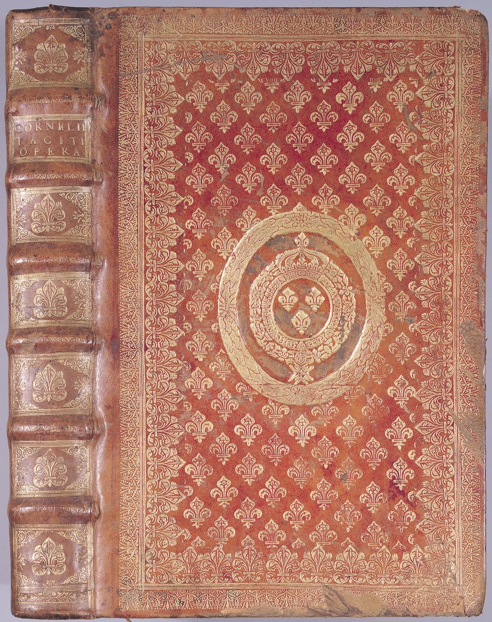 Portada de las obras de Tácito (55-120) con el escudo de armas de Luis XIV (1638-1715) de French School