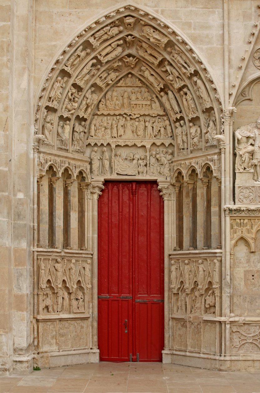 Representación de la puerta norte en la fachada oeste de French School