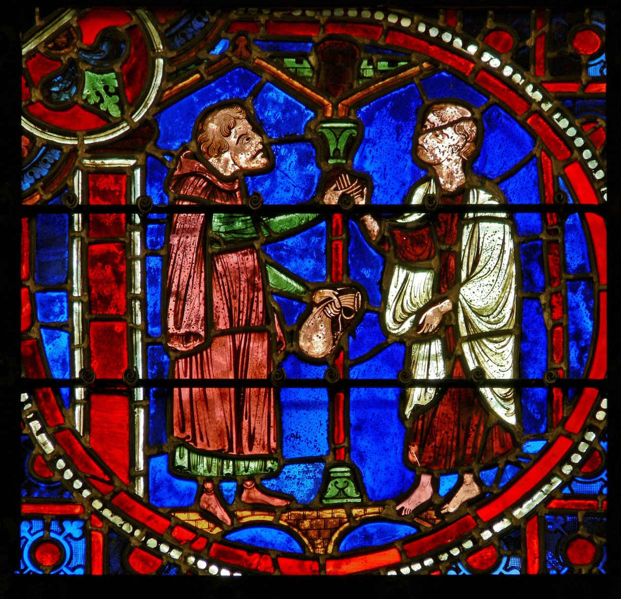 (detalle) de una ventana que representa escenas del milagro de Teófilo de French School