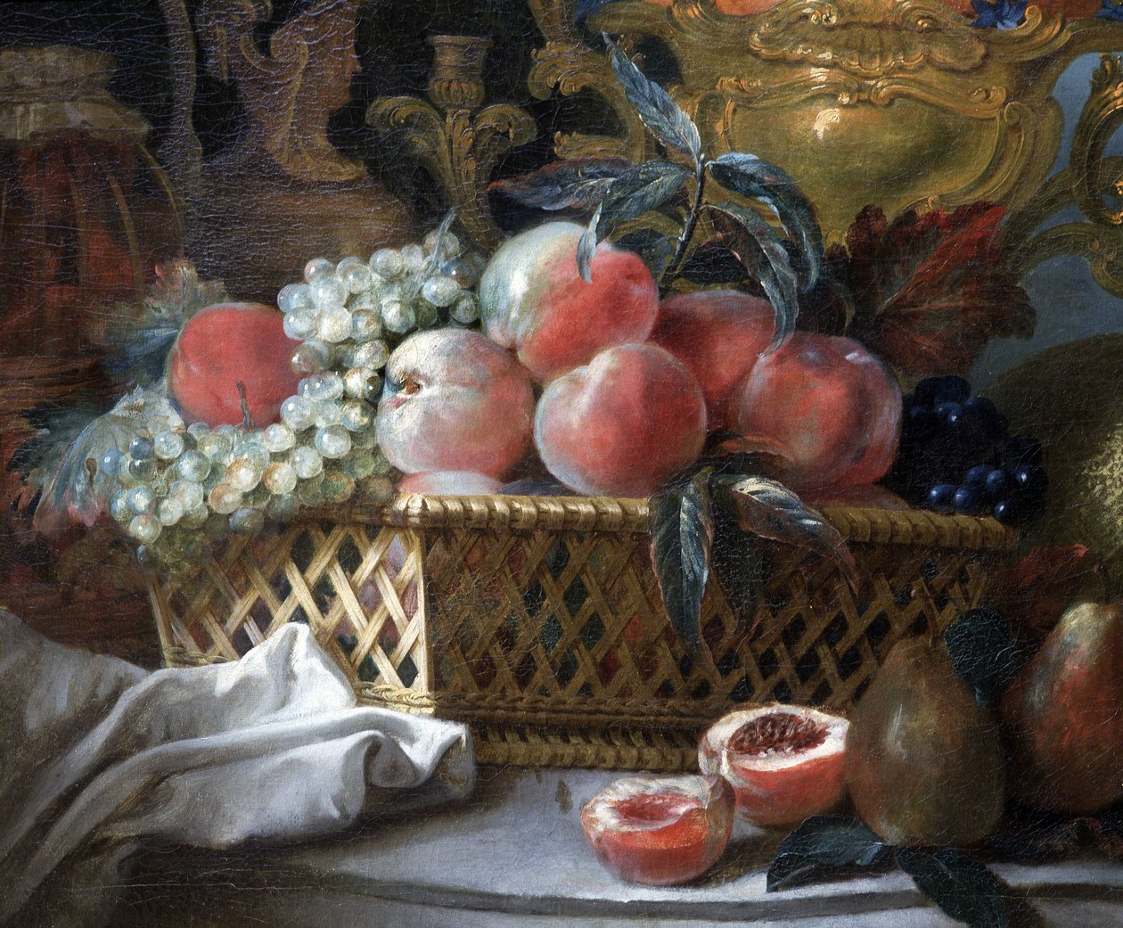Jarrón y cesta de frutas (detalle). c.1770 (óleo sobre lienzo) de French School