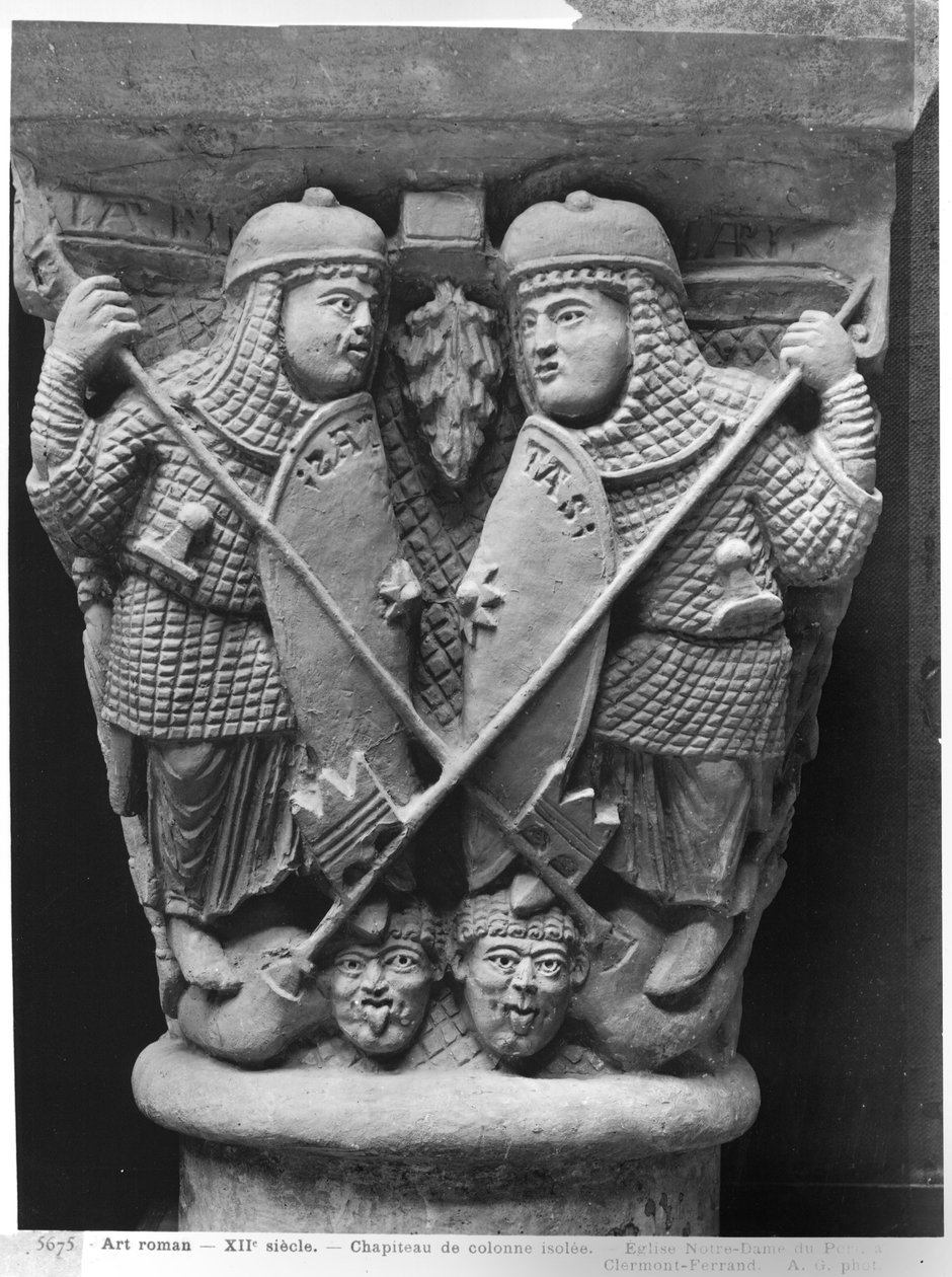 Generosidad y Caridad atravesando dos Vicios, capitel que representa la Lucha de los Vicios contra las Virtudes, de la iglesia de Notre-Dame-du-Port, Clermont-Ferrand (molde de yeso de piedra) de French School