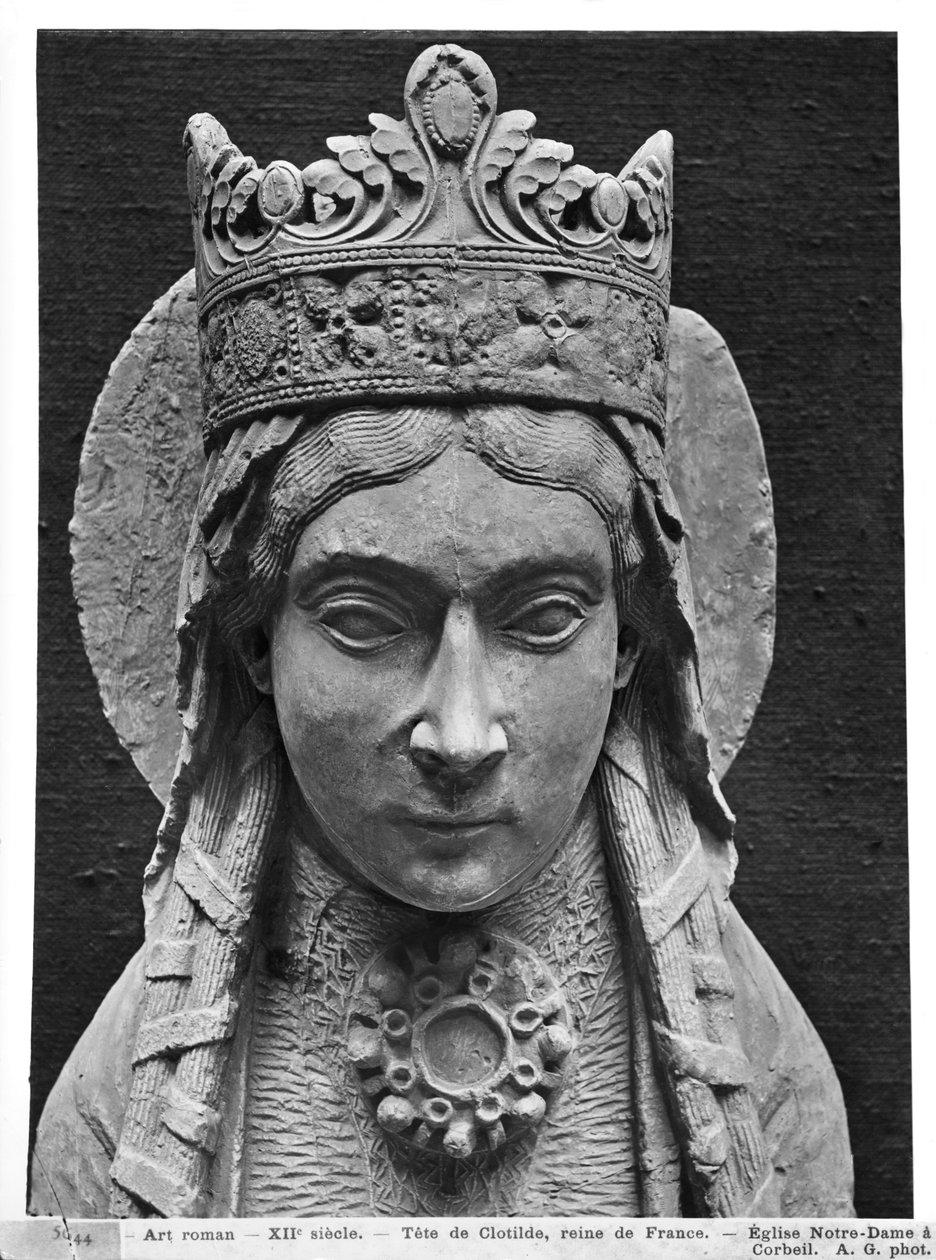 Cabeza de Santa Clotilde, de la iglesia Notre-Dame de Corbeil (detalle) de French School