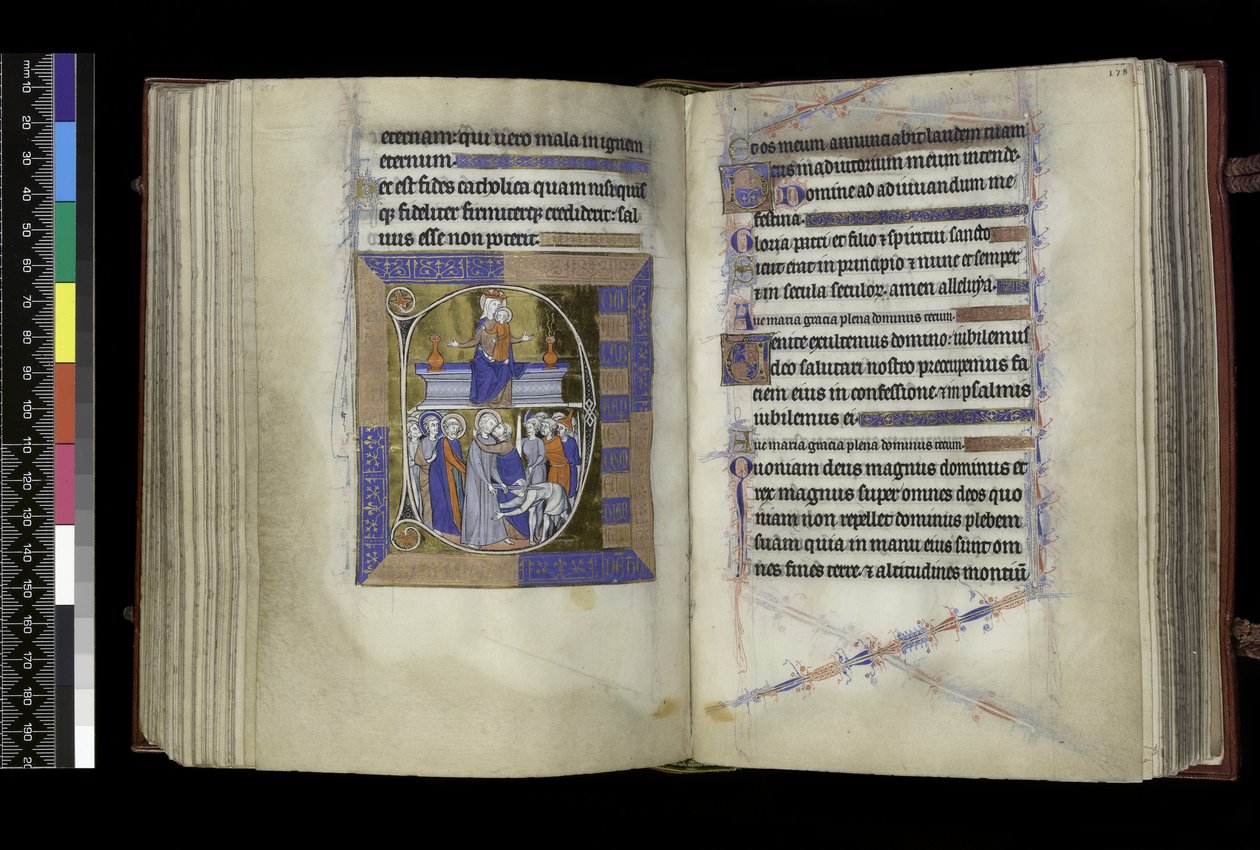 MS 300 f.177v-178r, Maitines, Virgen y Niño sentados entre dos jarrones en un banco (arriba); Traición de Cristo, con Judas besando a Cristo, y San Pedro cortando la oreja de Malco (abajo), del Salterio y Horas de Isabel de Francia, París, c.1265-70 de French School