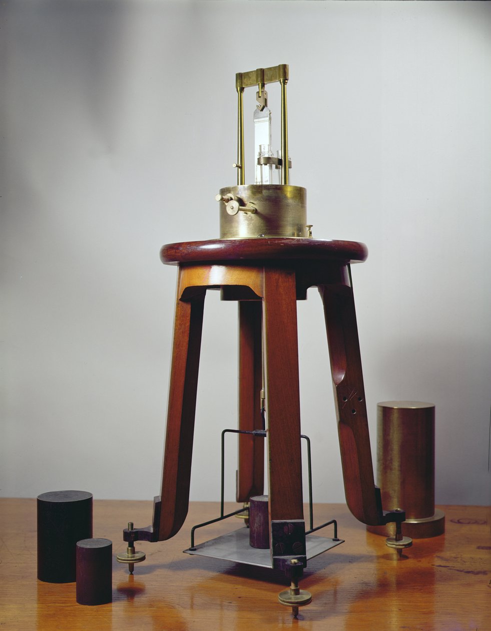 Aparato piezoeléctrico de cuarzo, diseñado por Pierre (1859-1906) y Jacques Curie, 1897 de French School