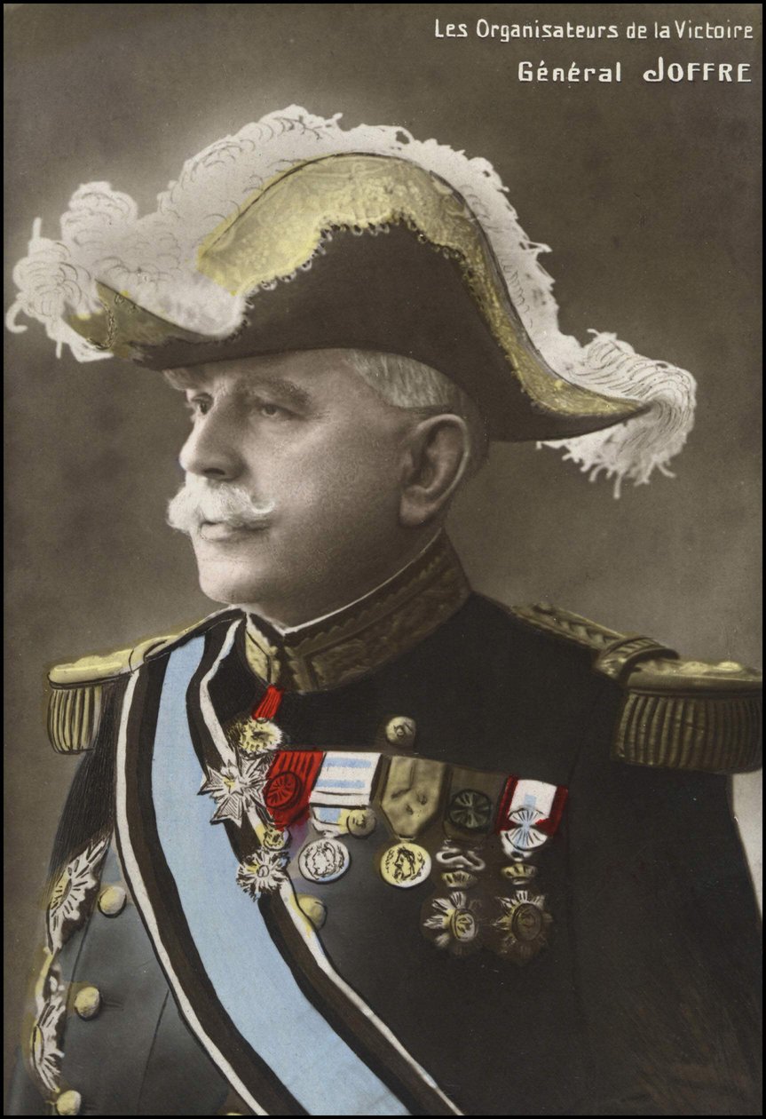 Retrato del General Joseph Joffre (1852 - 1931). de French School