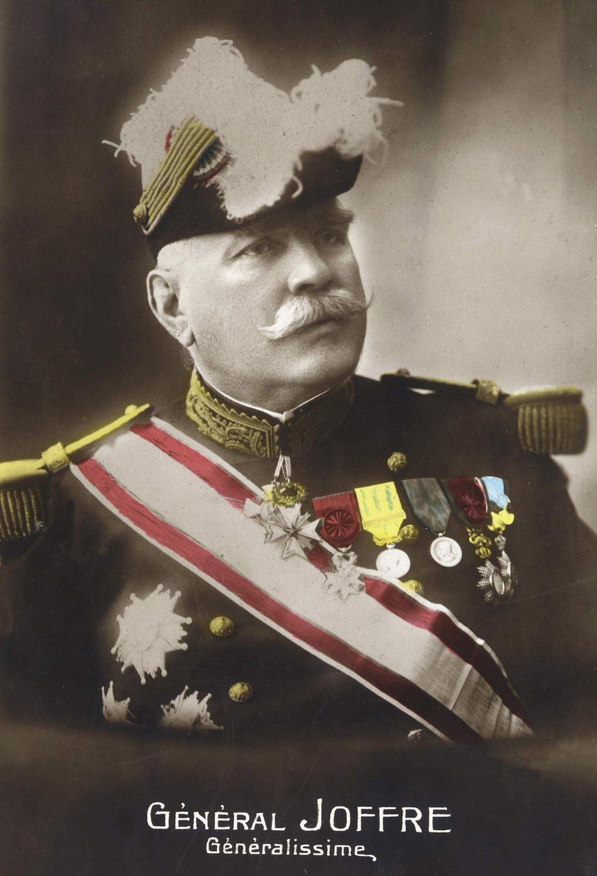 Retrato del General Joseph Joffre (1852-1931). de French School