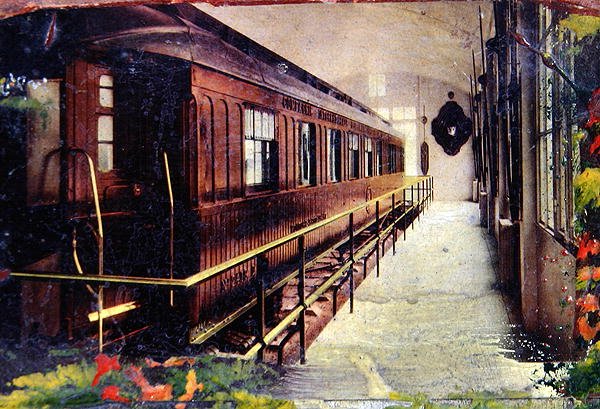 Postal que representa el vagón de tren donde se firmó el armisticio en Rethondes en el Bosque de Compiegne el 11 de noviembre de 1918 a las 5 a.m. de French School