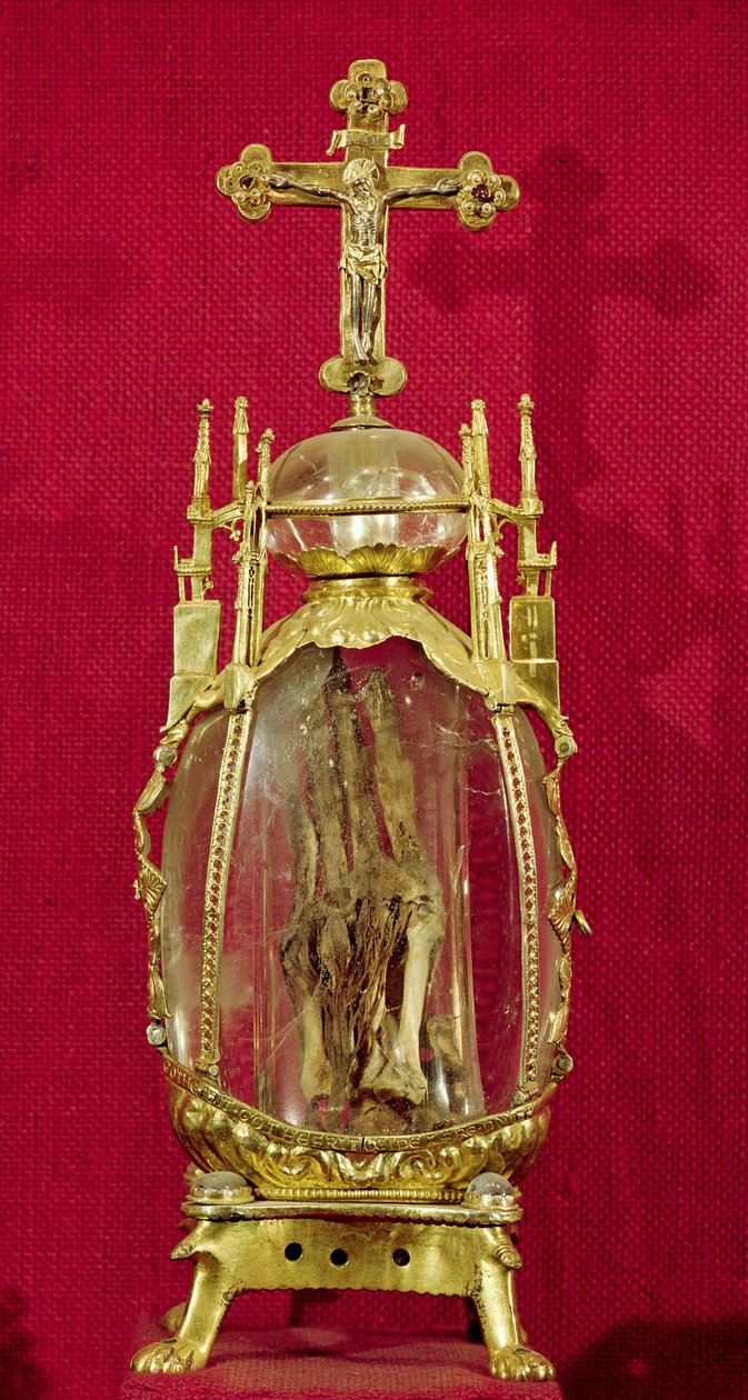 Relicario que contiene la mano de Santa Atalia (c.697-741) siglos XII-XV (cobre, plata dorada y cristal de roca) de French School