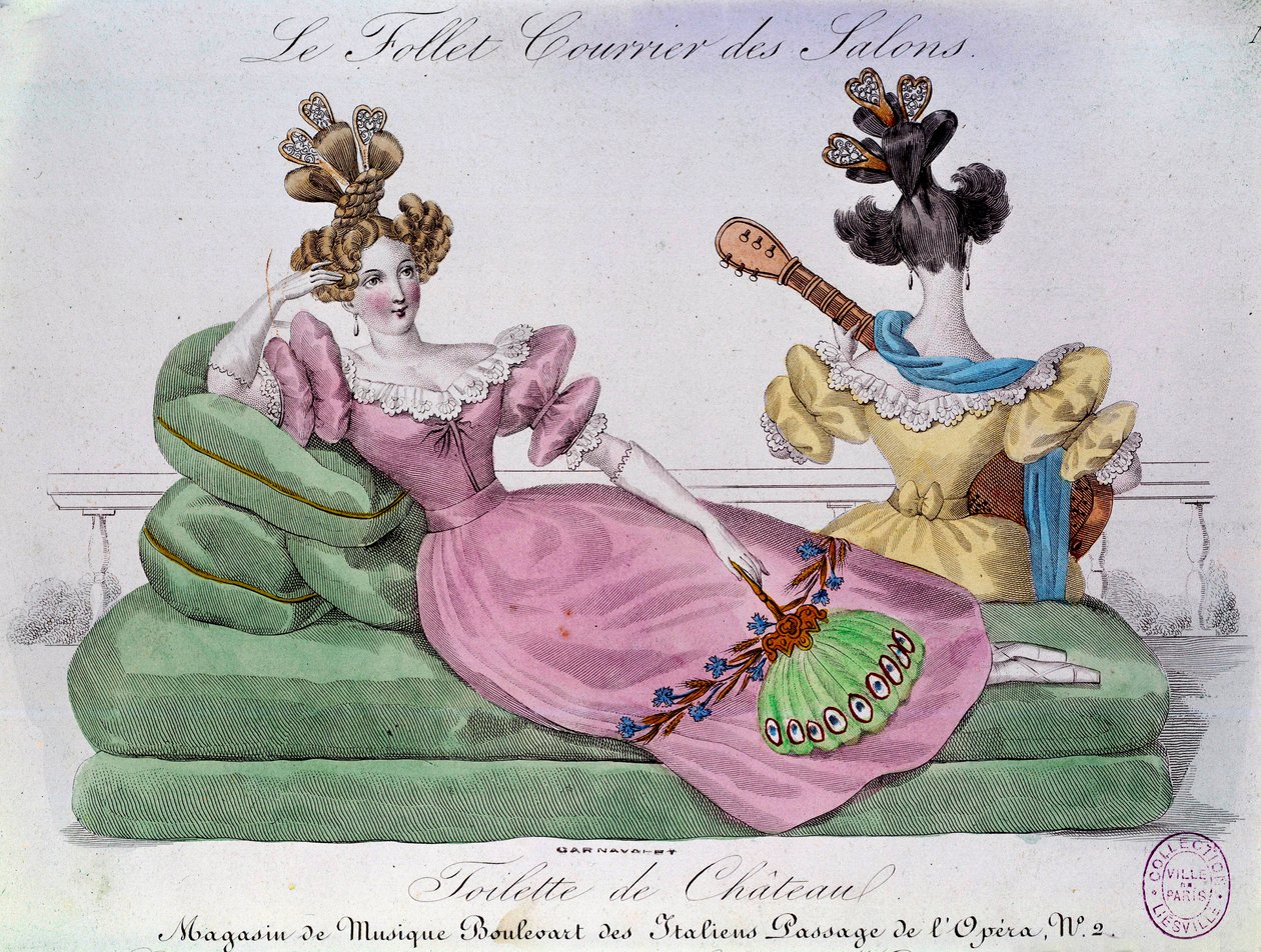 Moda romántica: Tocador del castillo. Dos mujeres con peinados extravagantes en un canapé. Grabado del siglo XIX. París, Museo Carnavalet de French School