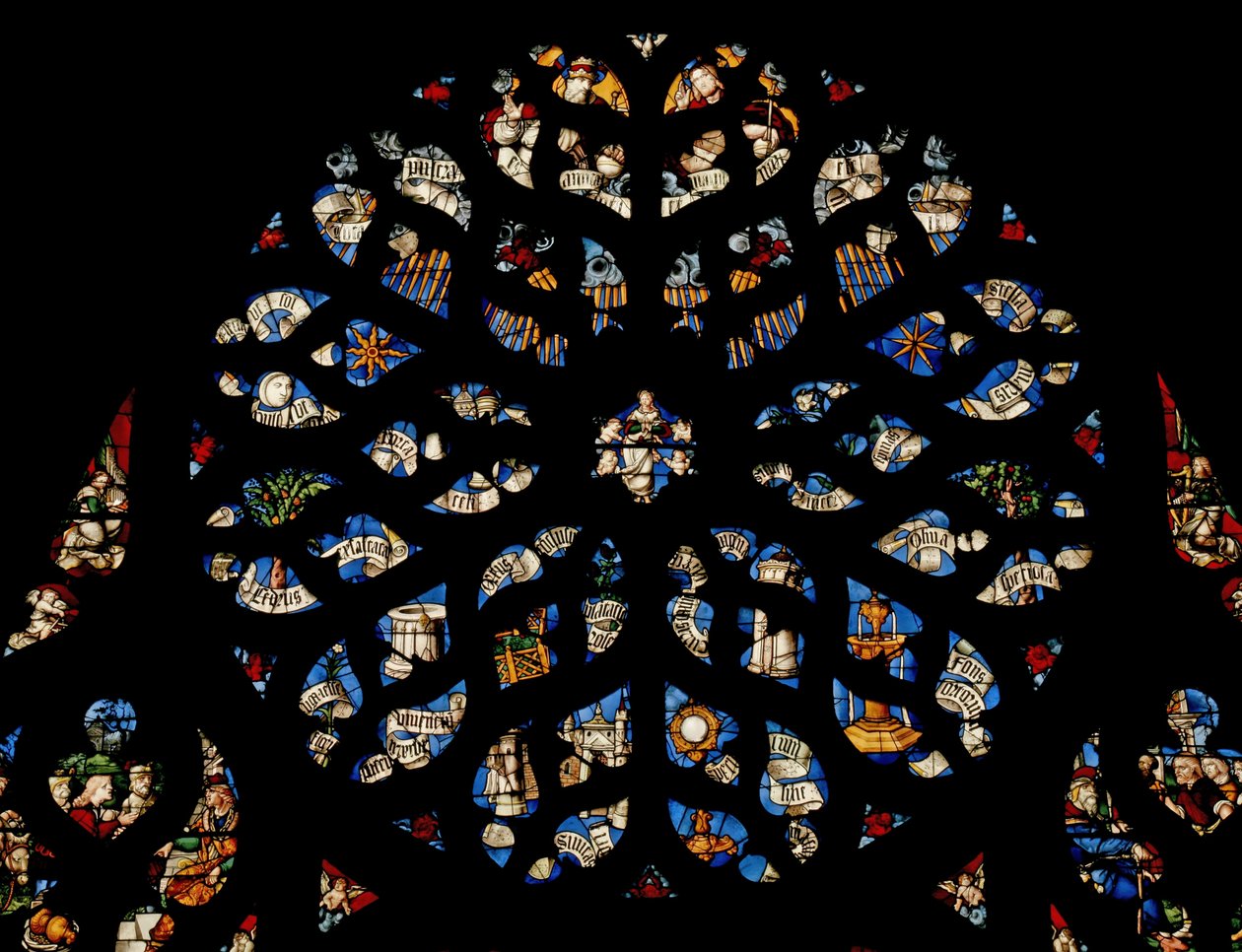 Rosetón que representa la Letanía de la Virgen de French School