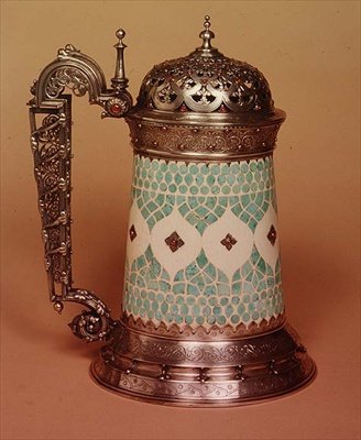 Jarra Rudolfi con cuerpo de marfil incrustado con turquesas, montada en plata y engastada con rubíes, París, c.1855 de French School