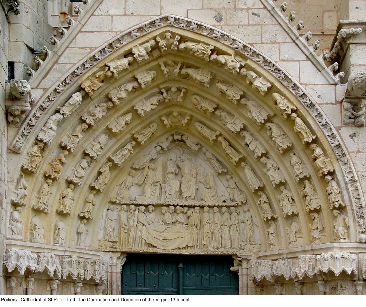 La Coronación y la Dormición de la Virgen, del tímpano izquierdo de la fachada oeste de French School