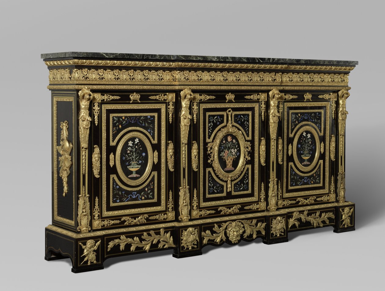 Gabinete de tres puertas, c.1835-38 de French School