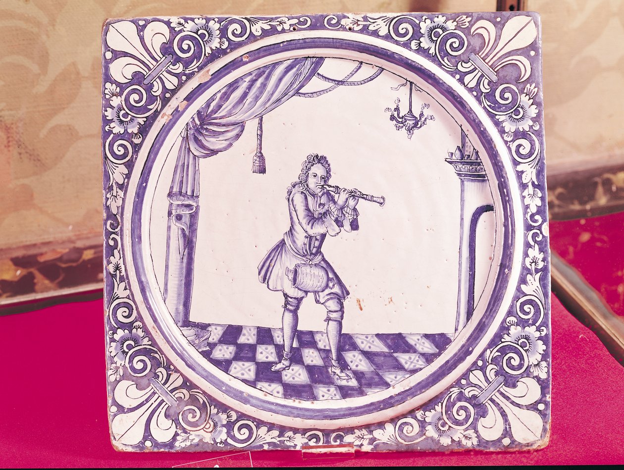 Azulejo que representa a un clarinetista, 1706 (faience) de French School