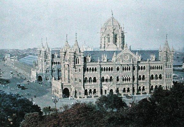 Victoria Terminus, Bombay, grabado por Gillot, c.1910 de French School