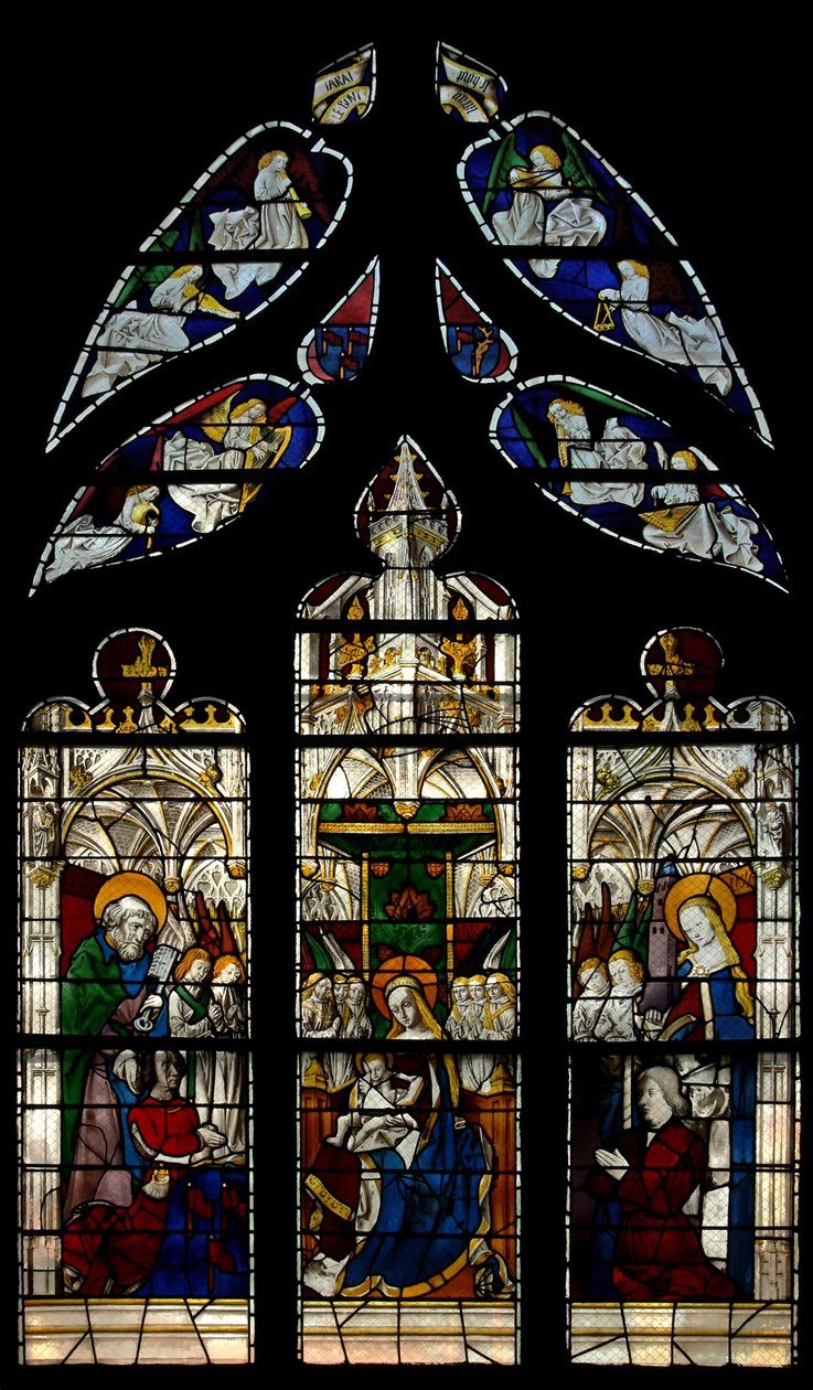 Ventana E3 que representa a la Virgen y el Niño entronizados: también los donantes con sus santos patronos (San Pedro y Santa Bárbara) de French School
