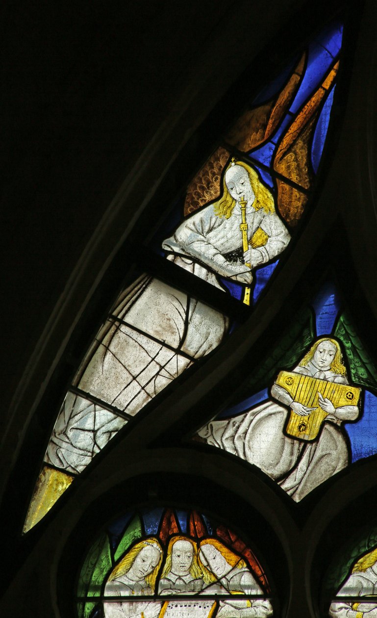 Ventana que representa Ángel músico con flauta y cítara (vidriera) de French School
